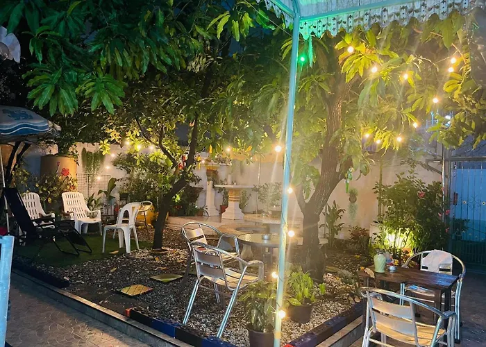 Hostal Garden Bangkok