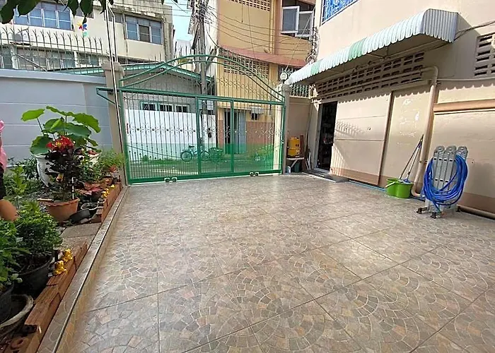 Garden Hostal